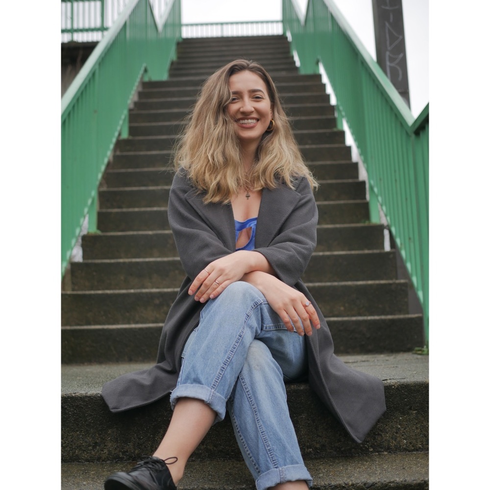 Meet your Posher, Sophia